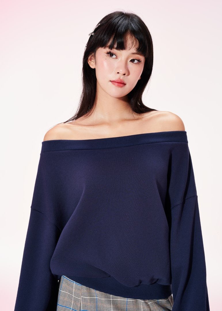 DOTTIE - Navy Off-Shoulder Sweatshirt