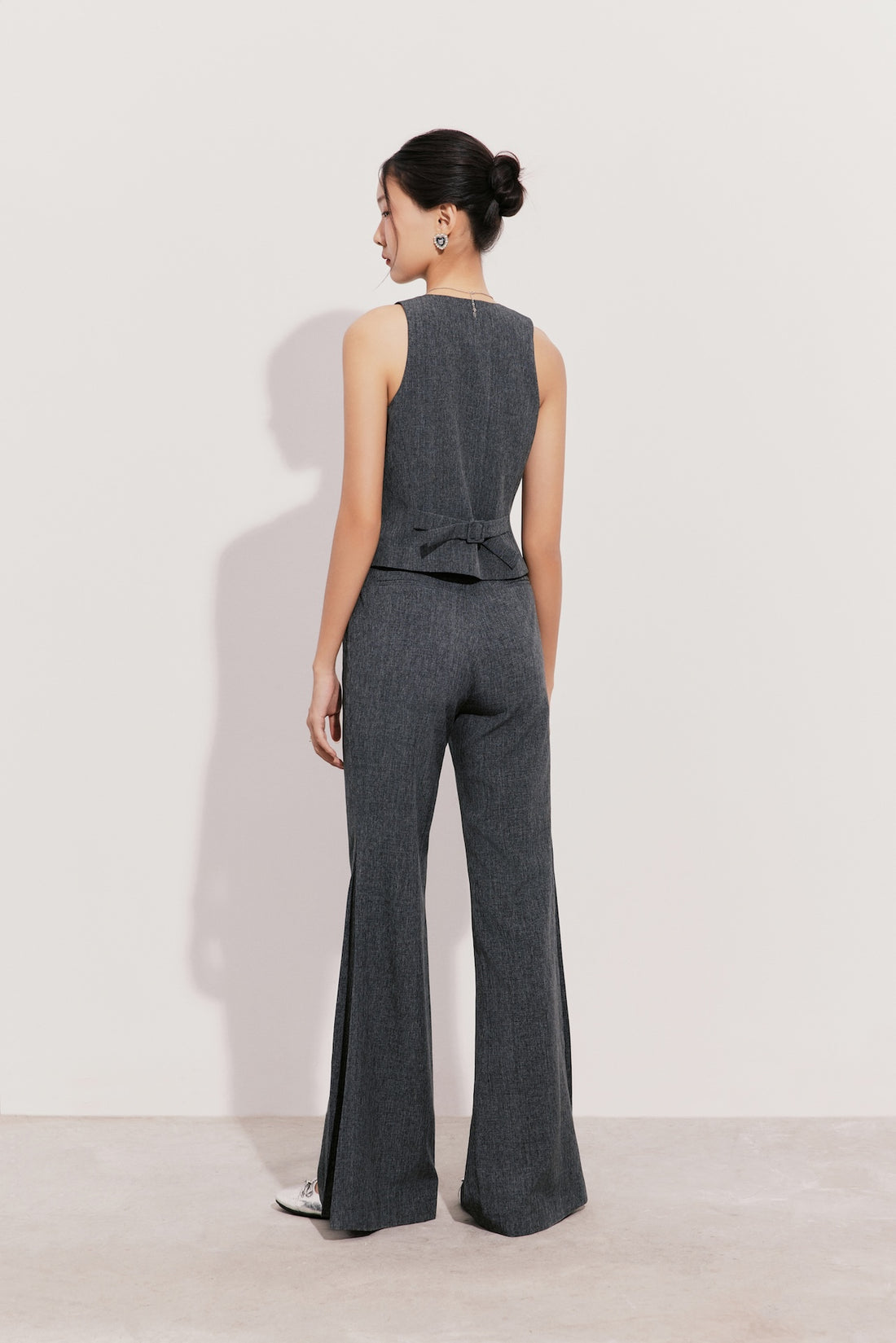 À Tous - Low-Waisted Tuytsi Wide-Leg Trousers - Elegant Business Pants