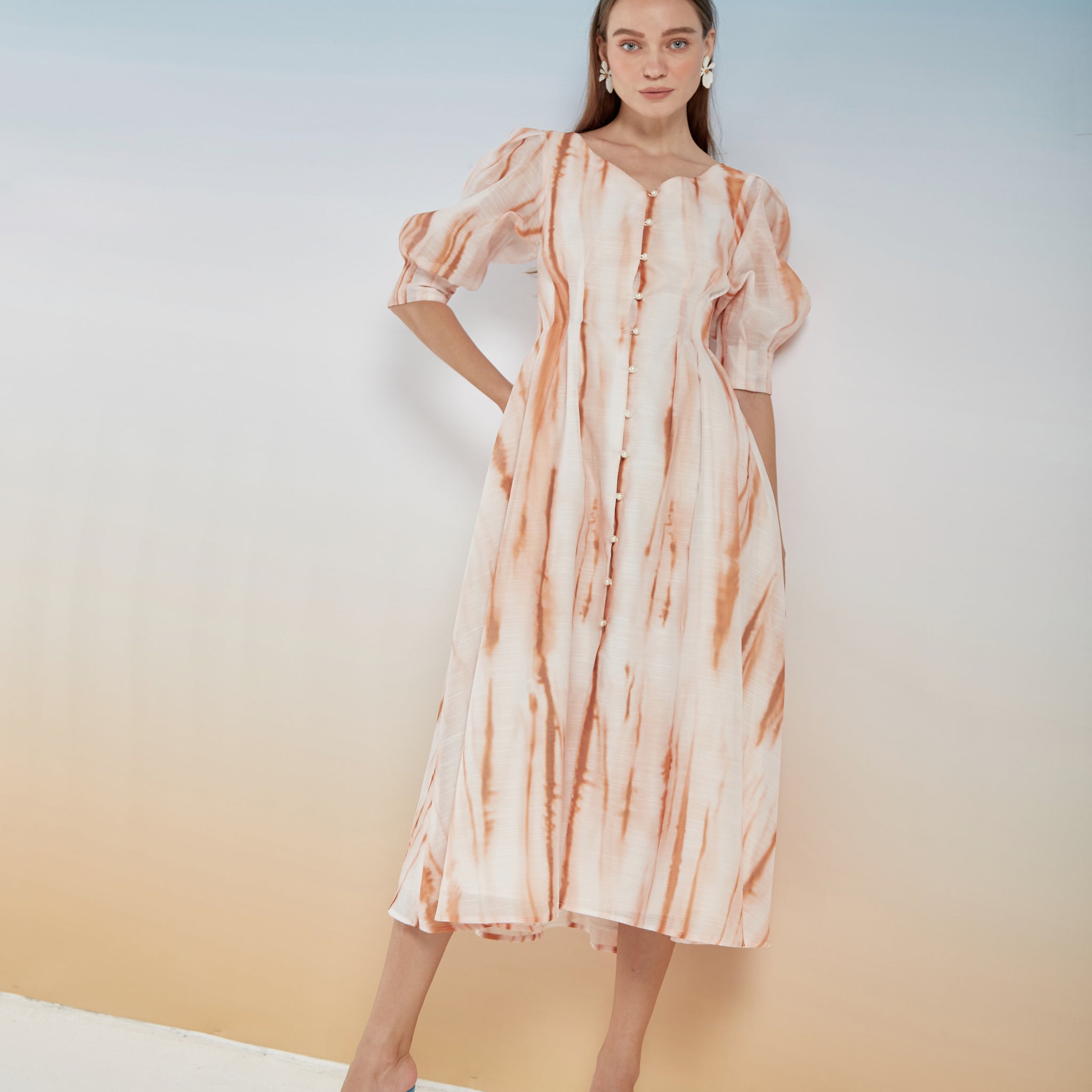 COCOSIN - Beige Tie-Dye Puff Sleeve Midi Dress