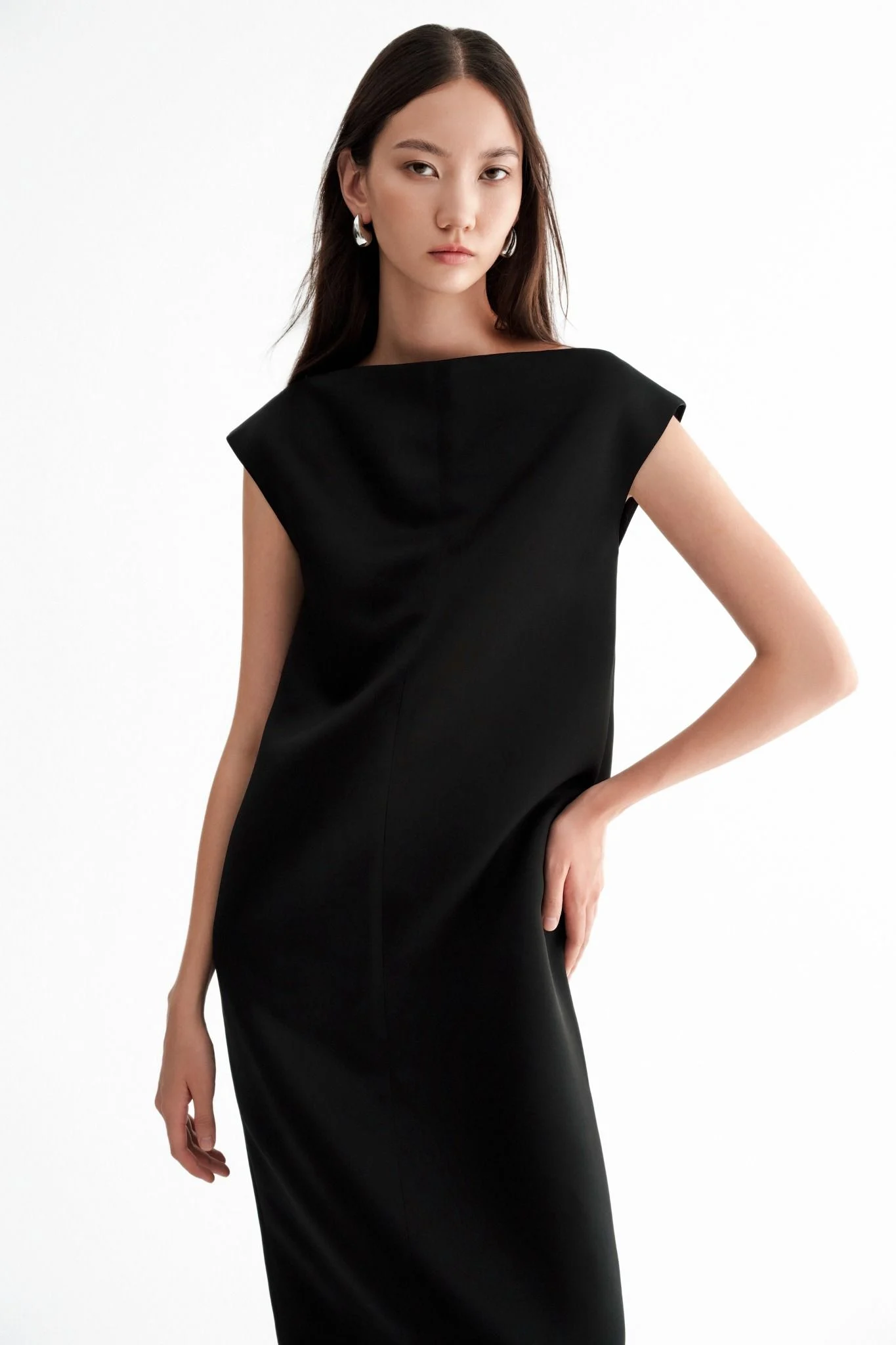 JEUNE - Timeless Black Taffeta Maxi Dress