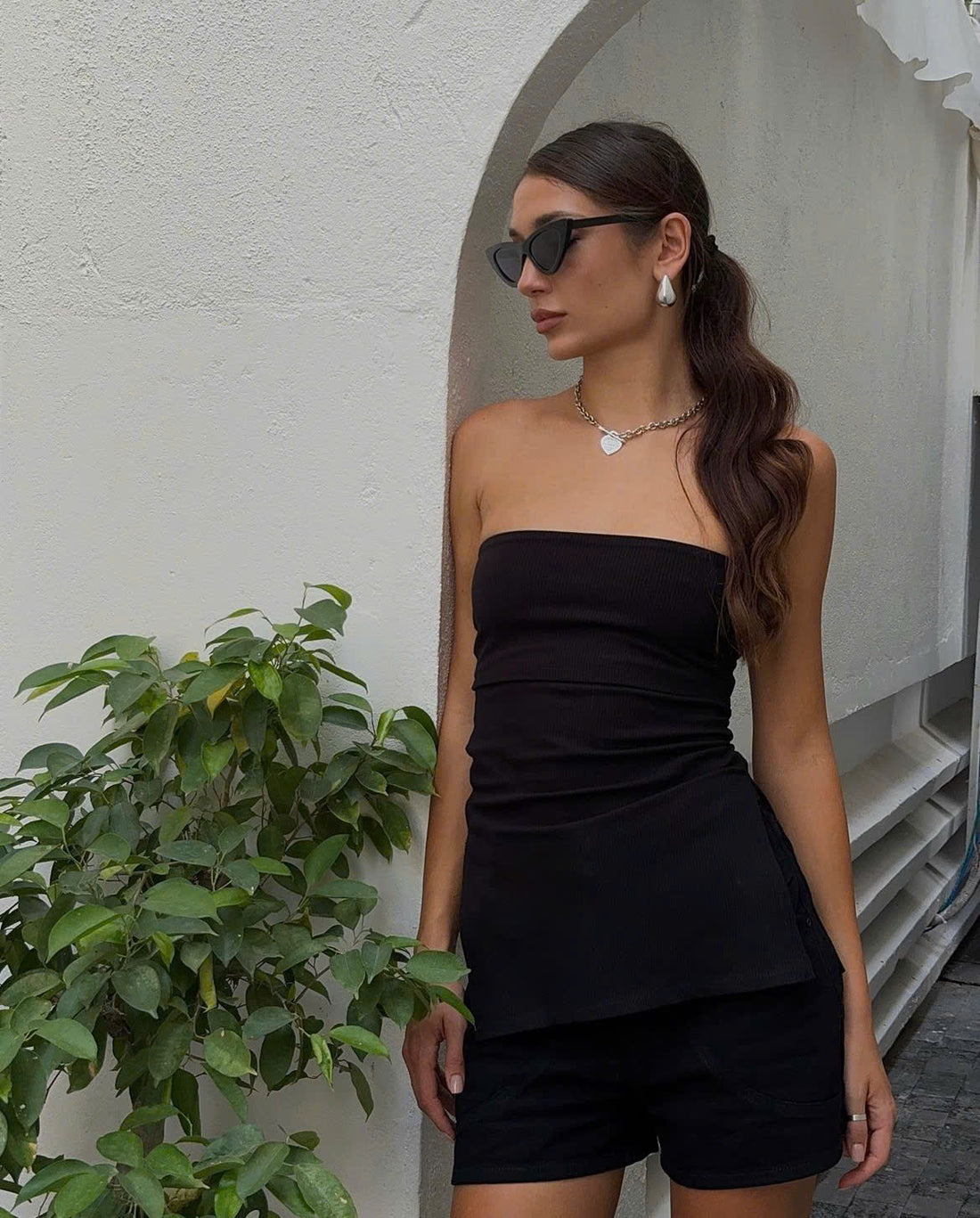 Làminapparel - Black Strapless Peplum Top